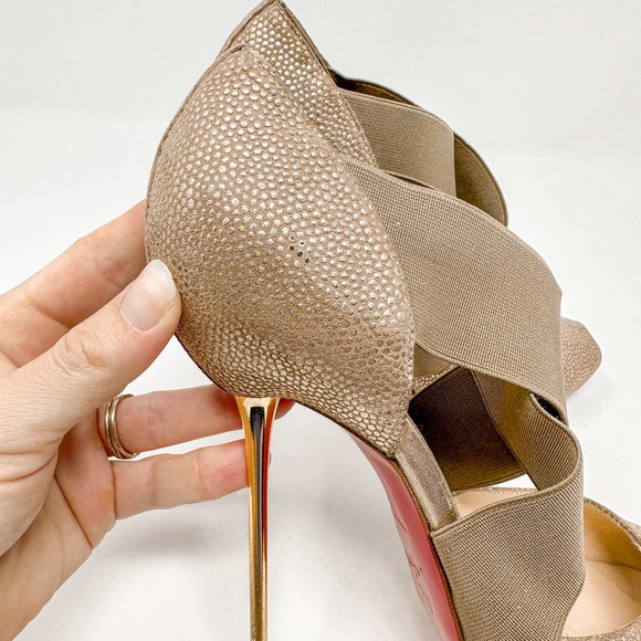 Christian Louboutin Gold Metallic Dotted Textured Big Dorcet Pump Heels EU 37 - Picture 11 of 16
